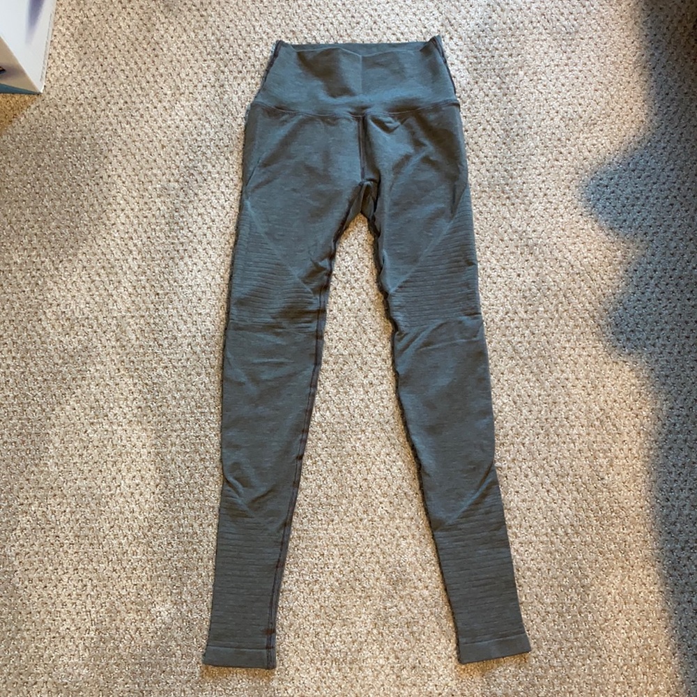 Alphalete leggings size XS